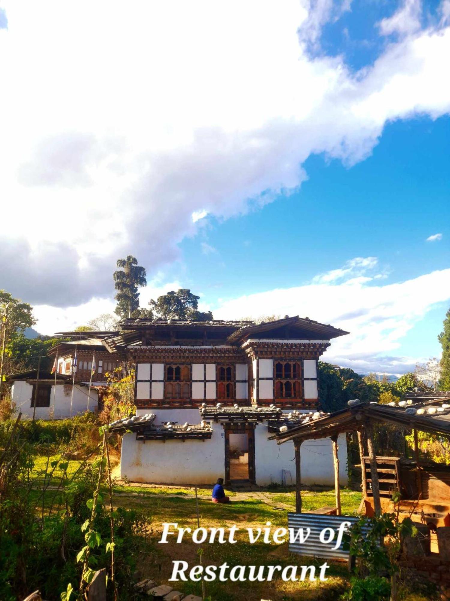 פונאקה Nobgang "Traditional Heritage Homestay" מראה חיצוני תמונה